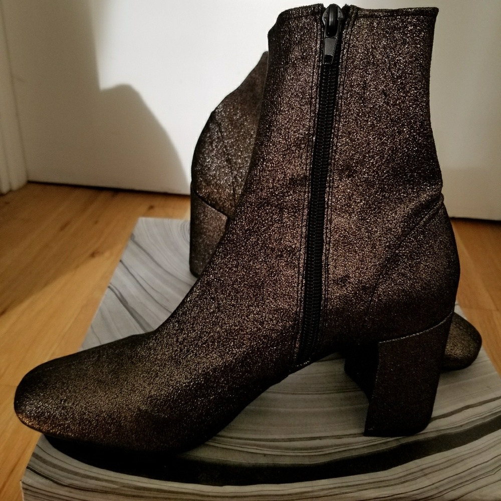 Ankle boots